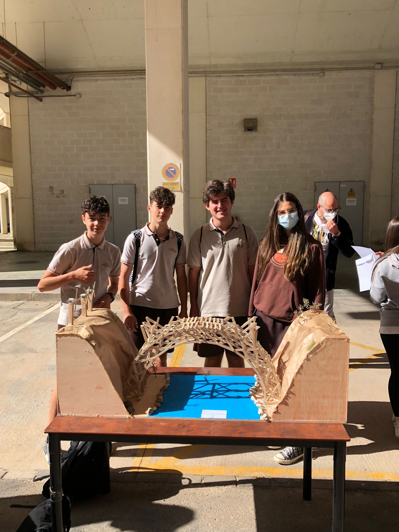 Los alumnos de Dibujo Técnico participan en el concurso “Construye tu Futuro”