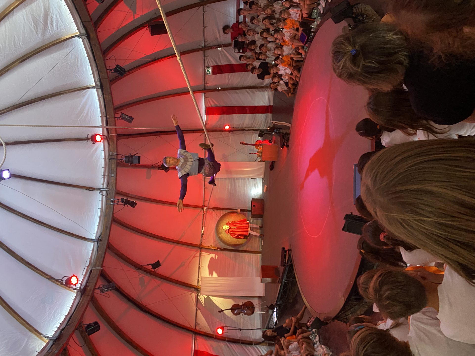 Nos visita Circo Nicole&Martin