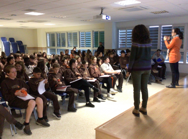 Charla sobre Adolescencia