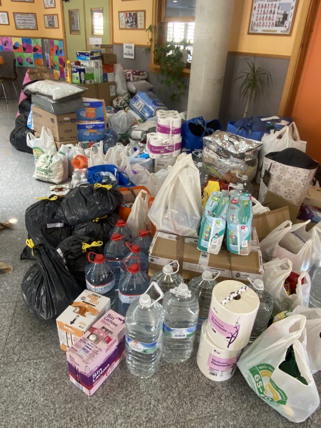 Ayuda solidaria Ayuda solidaria